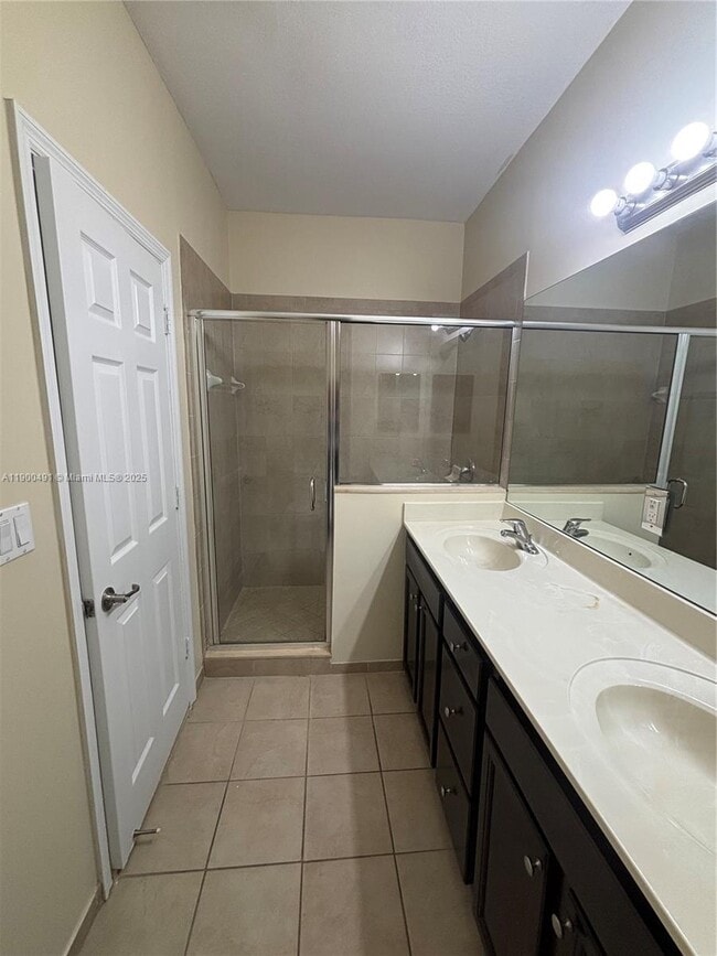 Building Photo - 9456 SW 171st Pl