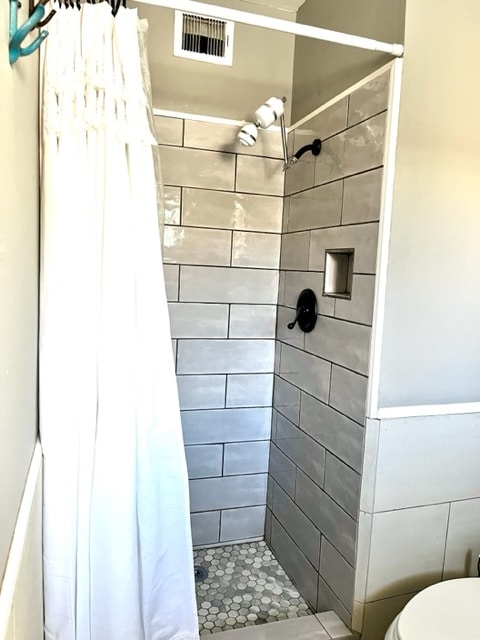 Master bathroom - 1247 W Devonshire St