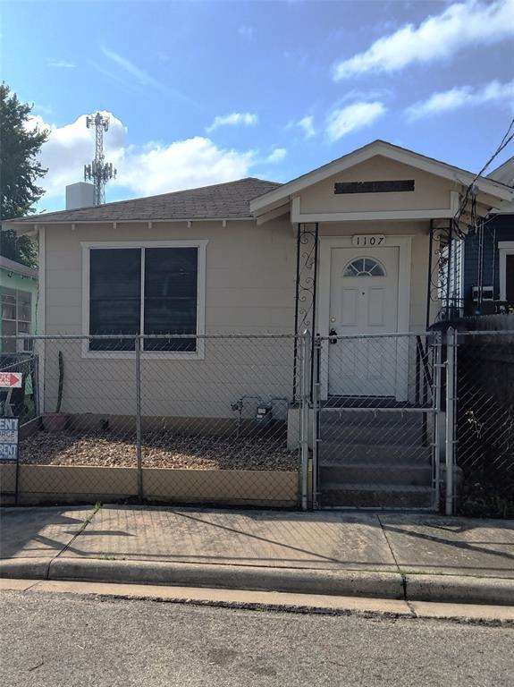 Primary Photo - 1107 Edwards St