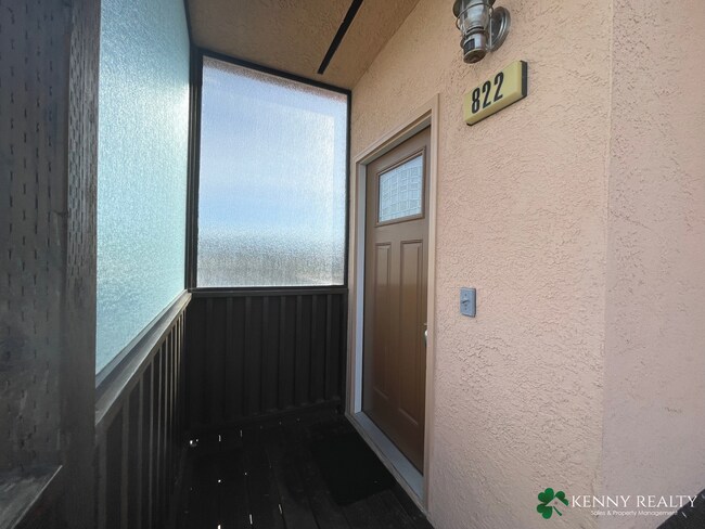 Building Photo - Charming 2BD/1BA Upper-Unit in Broadmoor Village – Daly City