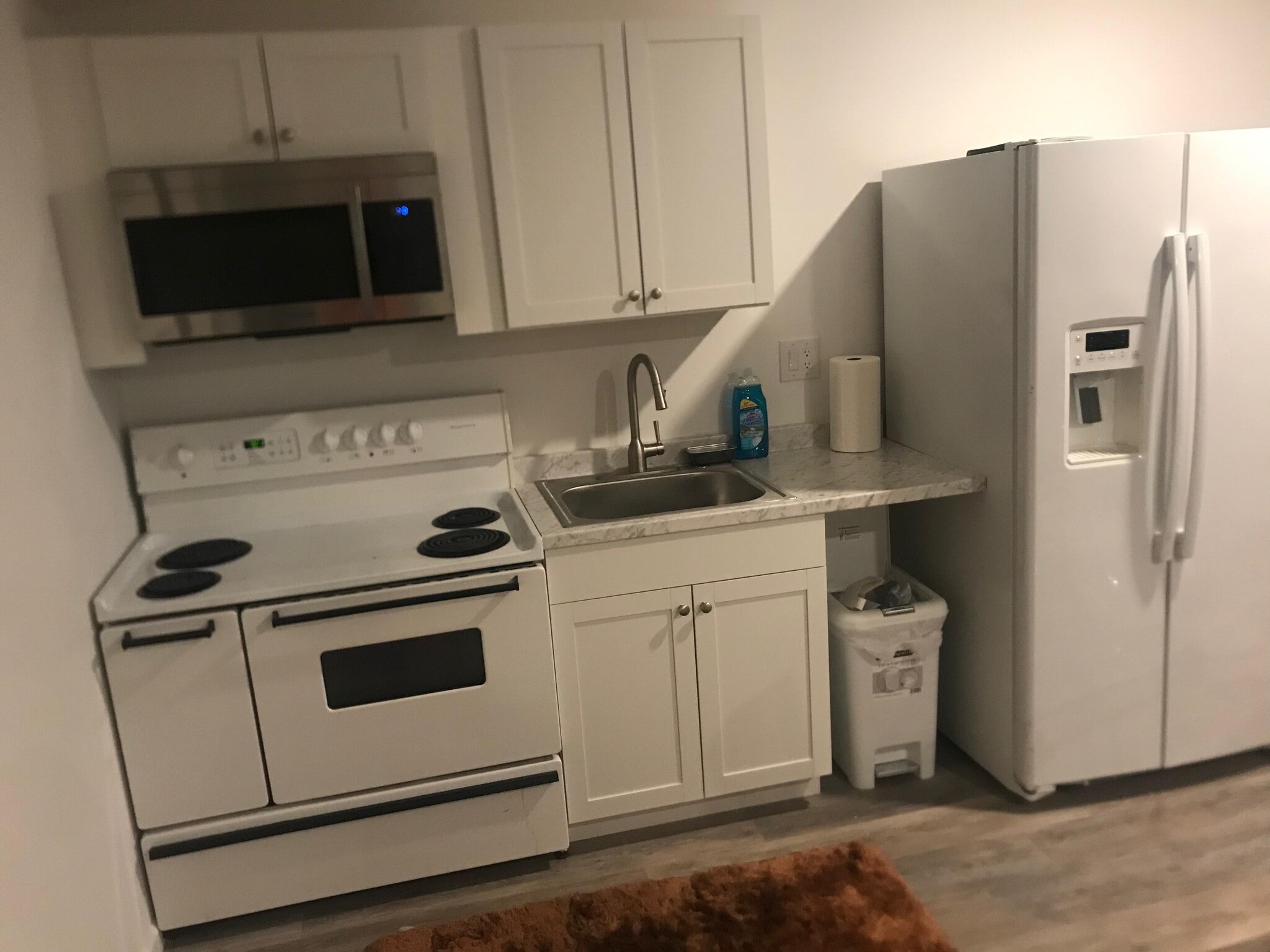 Building Photo - 2398 Tree Vista Ct