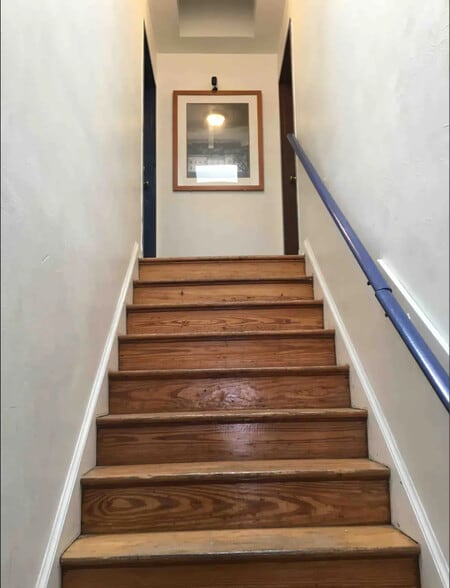 Building Photo - 1136 45th St NE