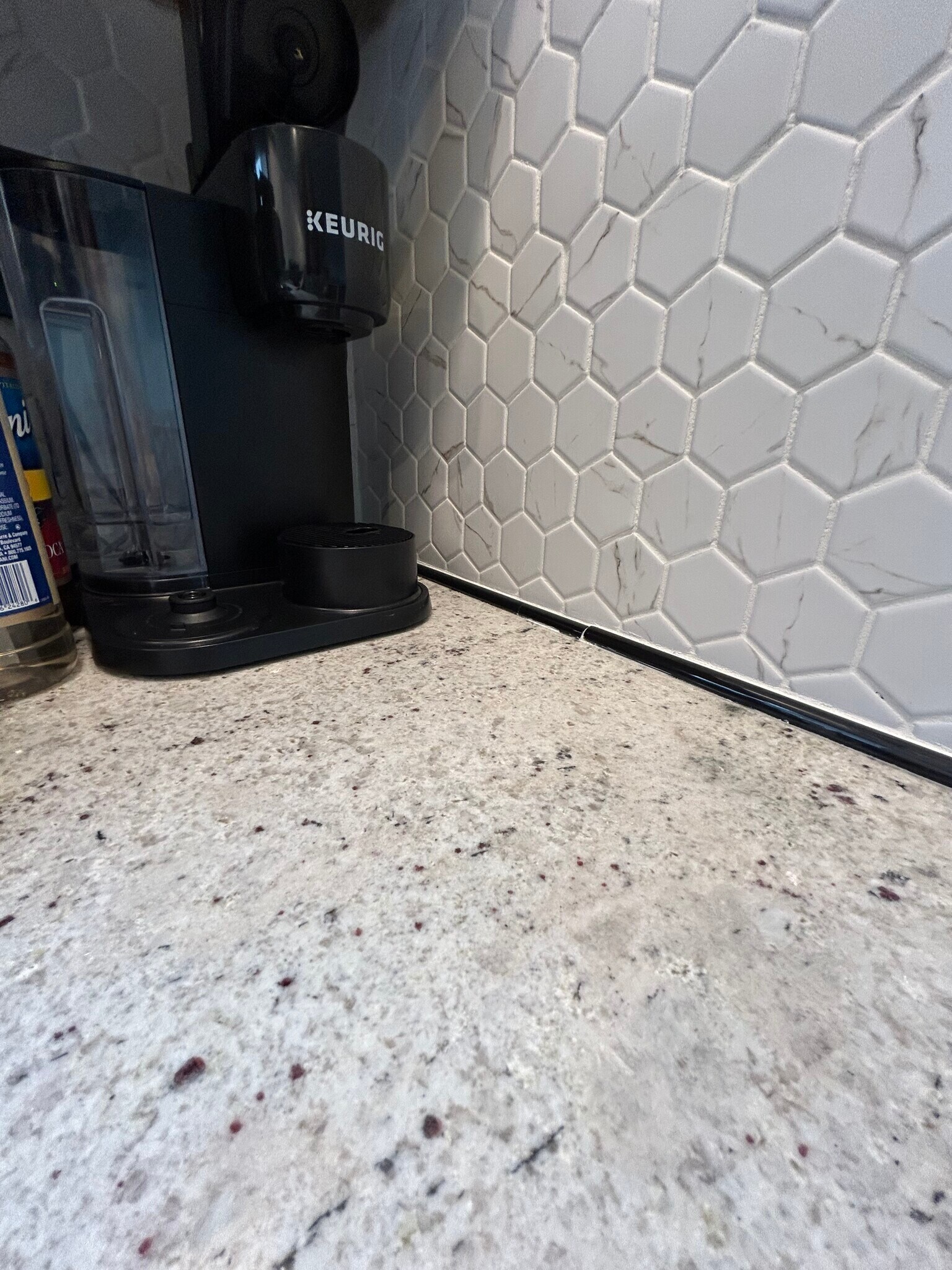 Building Photo - 182 Tulip Ln