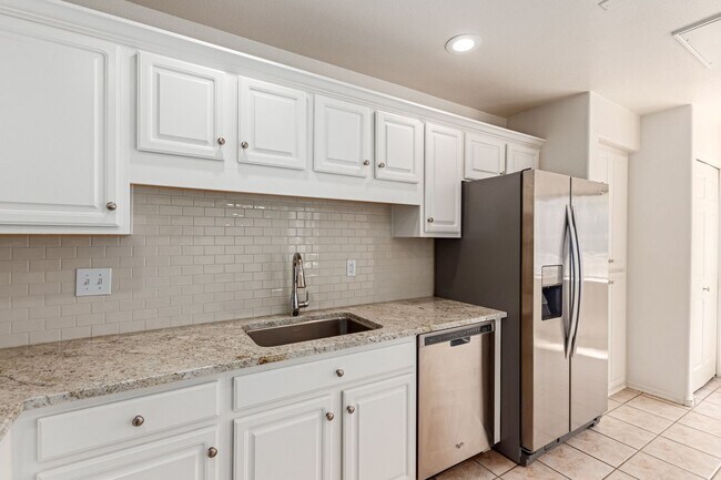 Building Photo - Beautiful 2 bed/2bath condo in Scottsdale!!