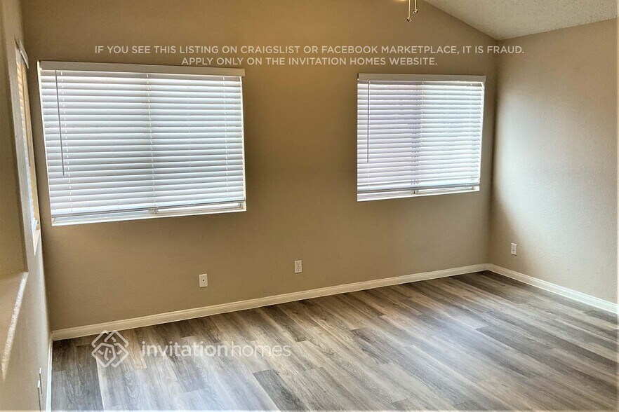Building Photo - 3301 Hyannis Cir