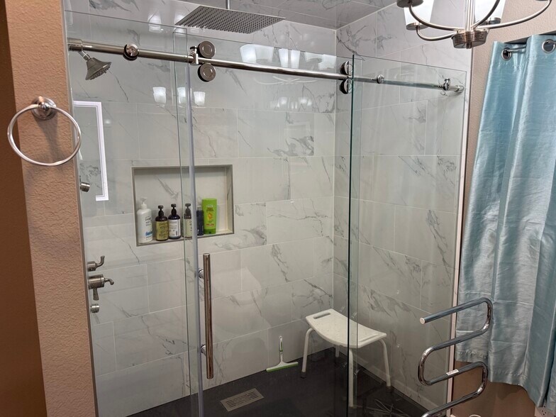 Building Photo - 5030 Township Rd 123