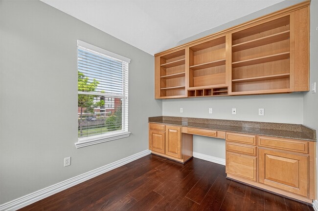 Building Photo - 14202 Nelson Bay Ct