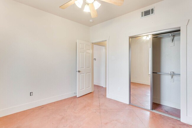 Building Photo - Wayside Duplex