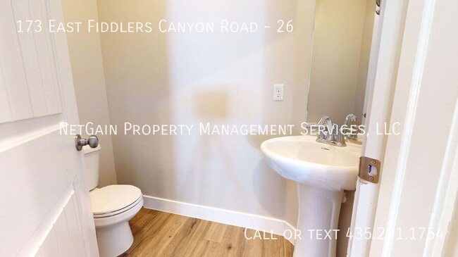 Building Photo - 173 E Fiddlers Canyon Rd