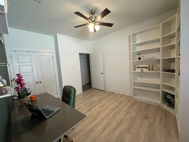 Building Photo - 39249 High Creek Dr