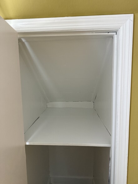 Building Photo - 214 Columbia St