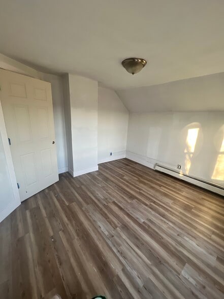 Bedroom 2 - 103 Walnut St