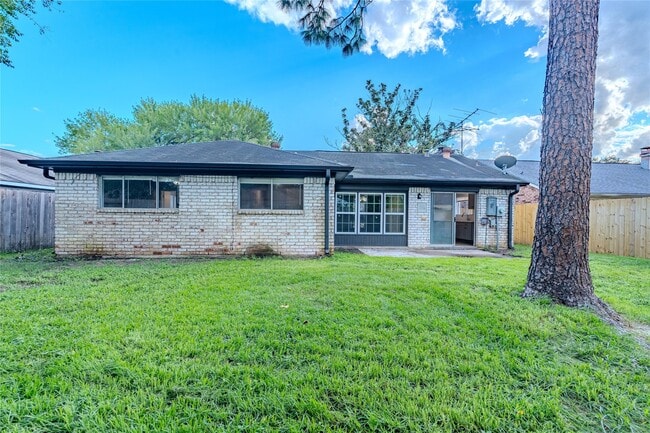 Building Photo - 6658 Canyon Way Dr