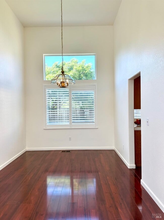 Building Photo - 622 Stonehenge Dr