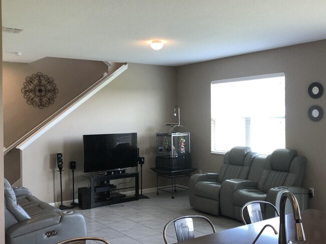 Building Photo - 234 Stonehaven Dr