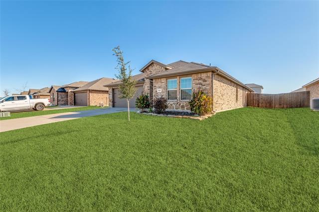 Building Photo - 563 Ranch Trail