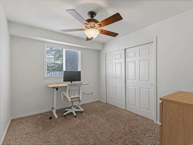 Building Photo - 991 Oldham Dr