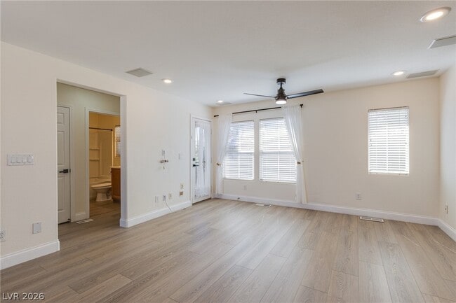 Building Photo - 10417 Badger Ravine St