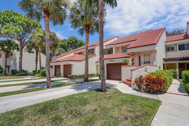Building Photo - 204 Sea Oats Dr