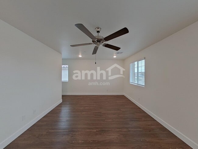 Building Photo - 80 Cabaletta Ln