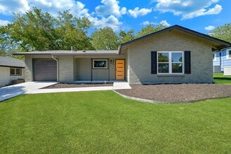 Building Photo - 6810 Bryn Mawr Dr