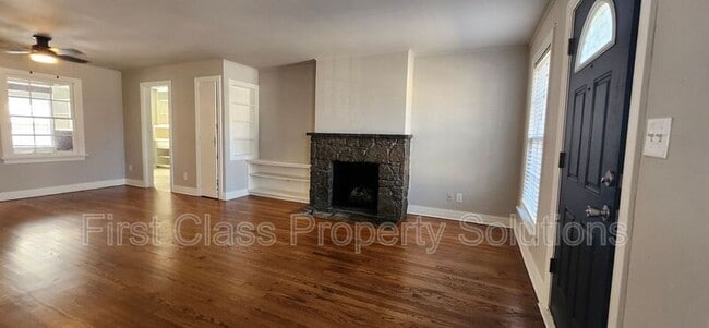 Building Photo - 1126 NW 55th St