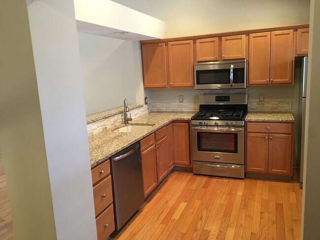 Building Photo - 450 Abbey Mill Dr SE