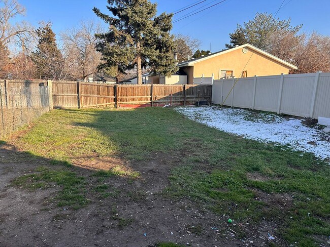 Building Photo - 3823 South 3200 West