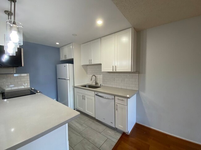 Building Photo - 46-063 Emepela Place #R208