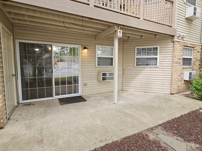 Building Photo - 1548 W Sand Bar Ct