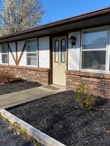 Building Photo - 1102 Bluewater Dr