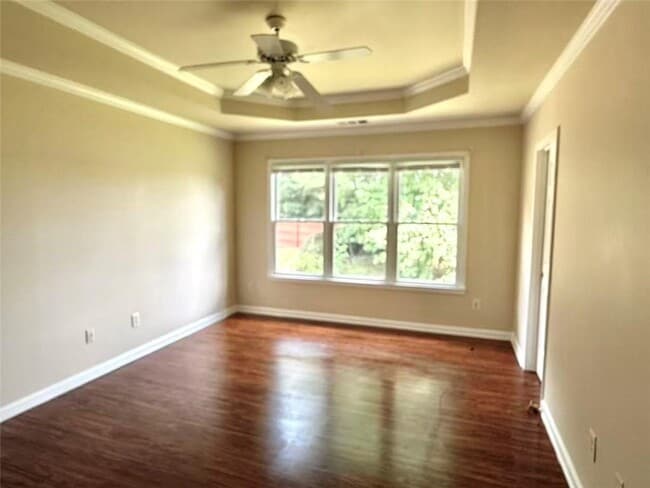 Building Photo - 5530 Huntington Mist Dr