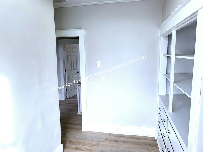 Building Photo - 820 14th St