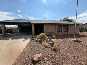 Building Photo - Lovely 3 Bedroom, 2 Bath House for Rent in Northwest Tucson  (Magee/Thornydale)