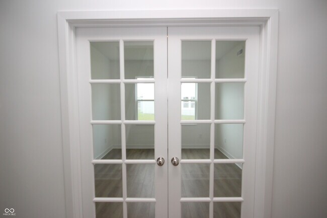 Building Photo - 7291 Standish Ln