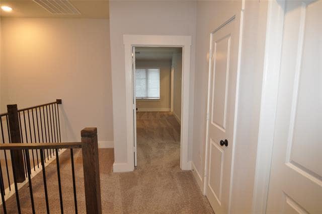 Building Photo - 9020 Brook Hill Ln