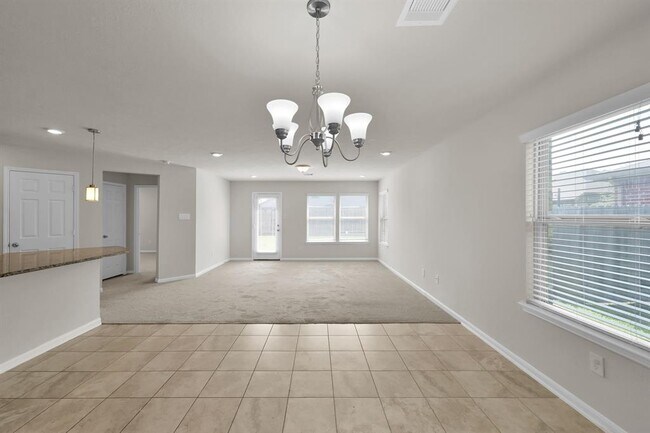 Building Photo - 1115 Littleton Ct