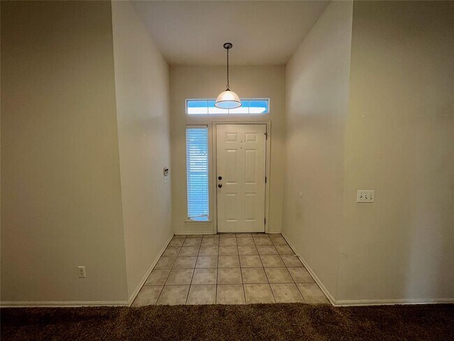 Building Photo - 2045 Rising Hill Dr