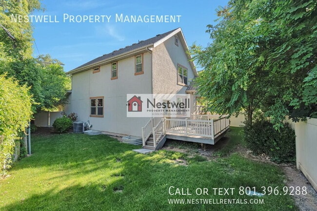 Building Photo - 1327 Urbandale Ln