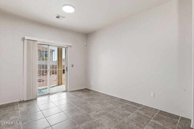Building Photo - 13020 Stonington Ln