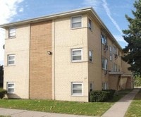Building Photo - 470 Gordon Ave Calumet City, IL 60409