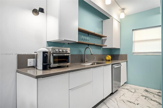 Building Photo - 1840 Jefferson Ave