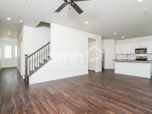 Building Photo - 6541 Enlightenment Dr