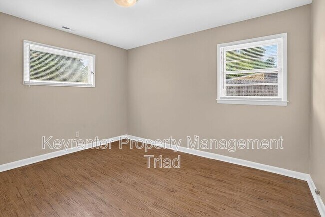 Building Photo - 4202 Halifax Rd
