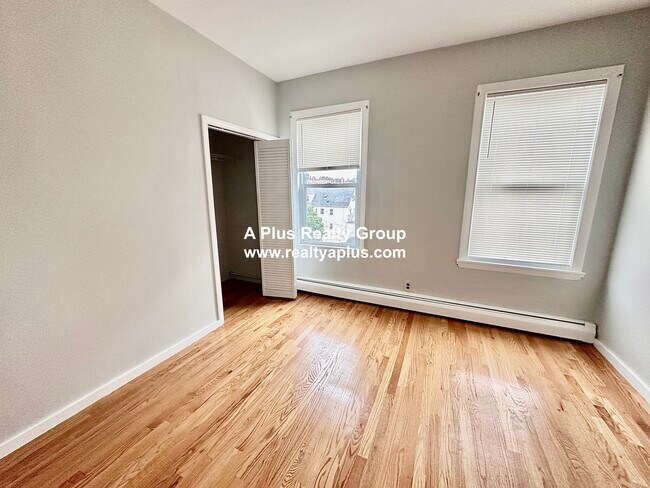 Building Photo - 5 Buckley Ave