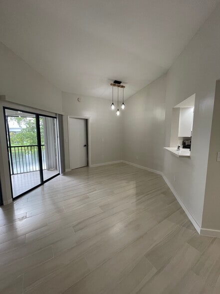 Dining room - 1031 Adams Ave