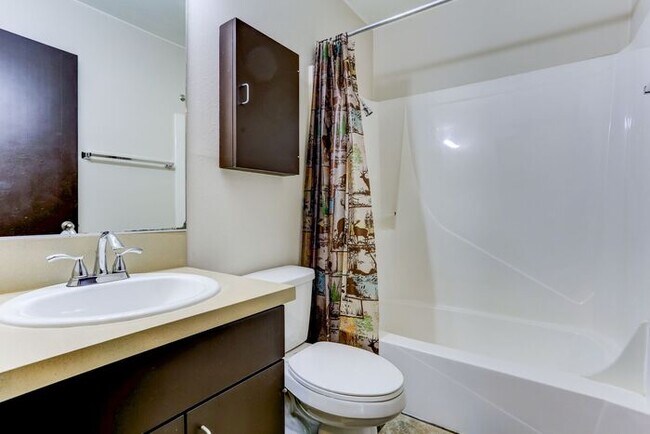 Building Photo - Downtown Living Starts At Lair Hill. 1 Bedroom 1 Bathroom Apartment Home Ready Now