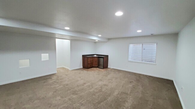 Building Photo - 4446 Shiprock Pl