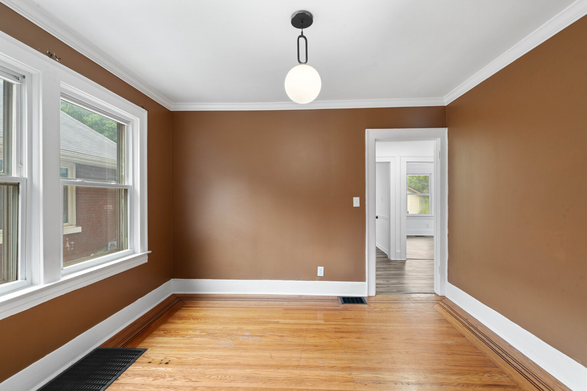 Building Photo - 2416 Sherry Rd