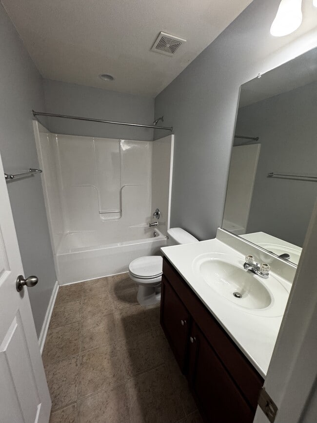 Building Photo - 113 Carnegie Links Dr